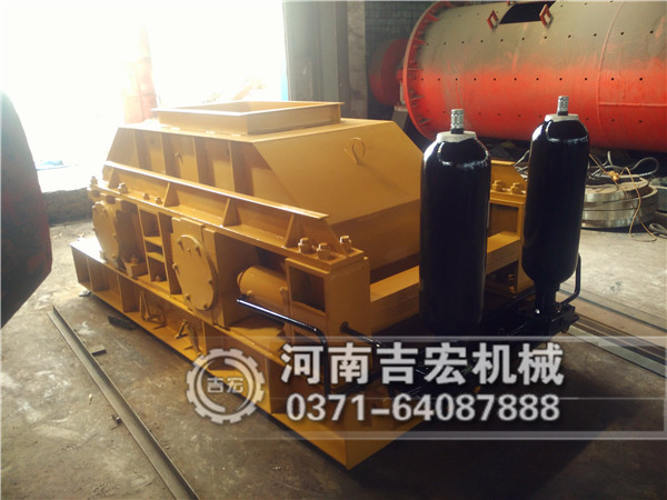 大型石頭破碎細(xì)碎機(jī)型號(hào)參數(shù)廠家介紹！