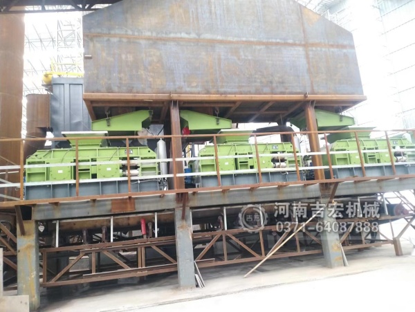 玄武巖對(duì)輥破碎機(jī)可以制砂嗎？出料0-4.75mm可調(diào),成品達(dá)機(jī)制砂標(biāo)準(zhǔn)！